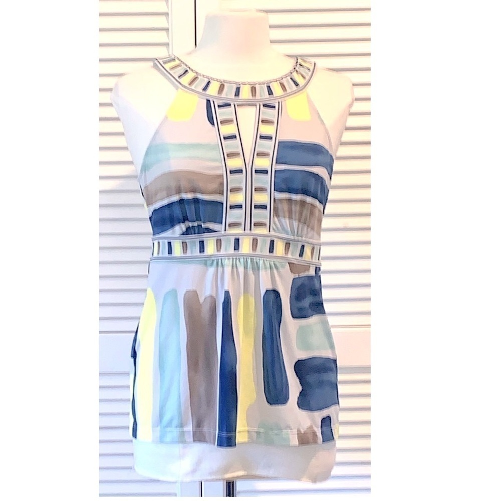 BCBG MAXAZRIA blue yellow gray paint streak sleeveless empire blouse